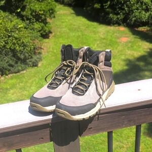 Astral Women's Black and Tan Hiking Boots Size 9 1/2. Worn Once.